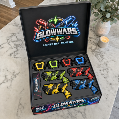 Open GlowWars box with 4 blasters and 4 chest targets